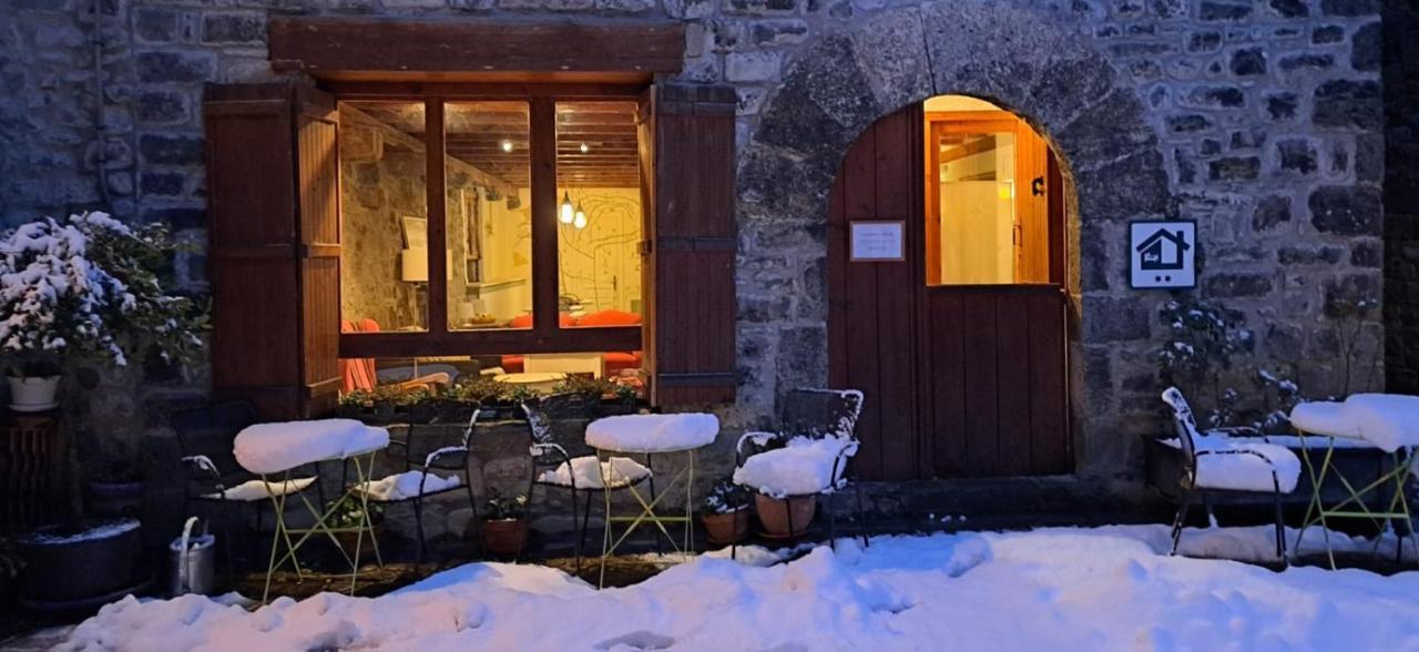 Tetxe B&B Roncal Extérieur photo